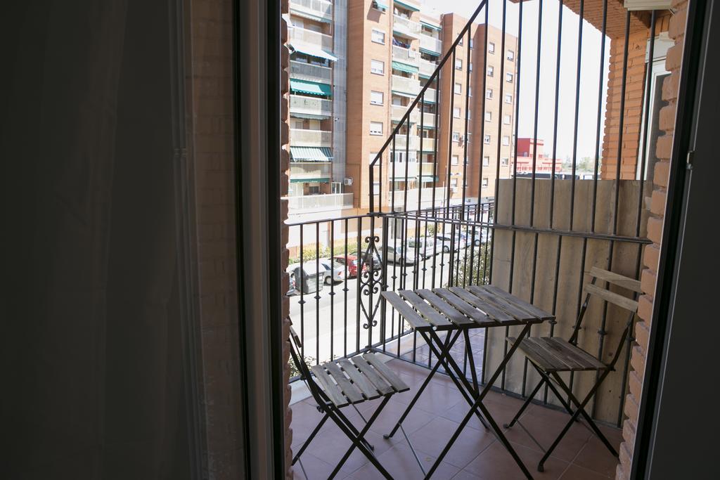 Apartup Las Naves Valencia Bagian luar foto